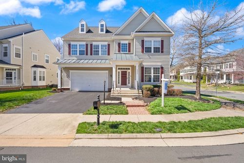 22879 Courtland Park Dr, BRAMBLETON, VA, 20148-5604 | Card Image