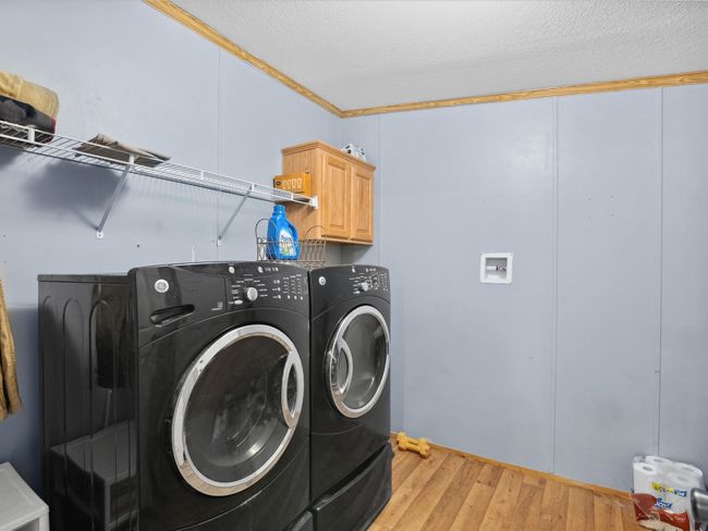 403 Se County Road 3048 C, House other with 3 bedrooms, 2 bathrooms and null parking in Corsicana TX | Image 24