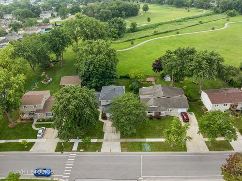 1027 Duxbury Ln, Schaumburg, IL, 60193-2617 | Card Image