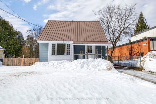 14 Aubrey St, Bracebridge, ON, P1L1L9 | Card Image