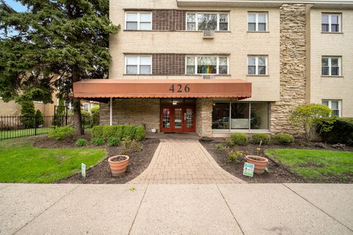 apt-205-426 S Lombard Ave, Oak Park, IL, 60302-4217 | Card Image