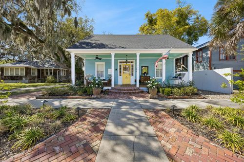 111 S 6th St, FERNANDINA BEACH, FL, 32034-3913 | Card Image