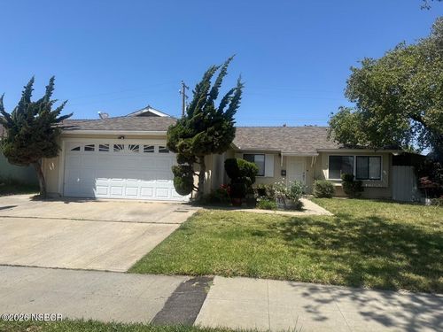 839 E El Camino St, Santa Maria, CA, 93454-3815 | Card Image