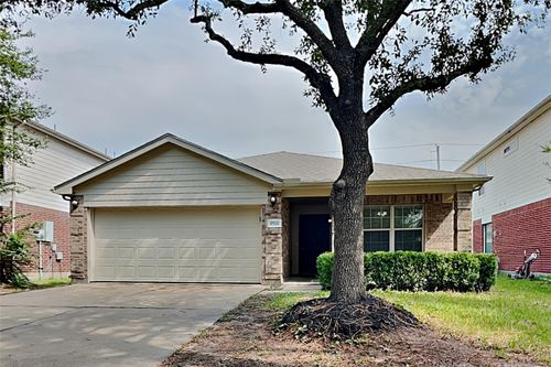 17330 Shadow Ledge Dr, Houston, TX, 77095-7176 | Card Image