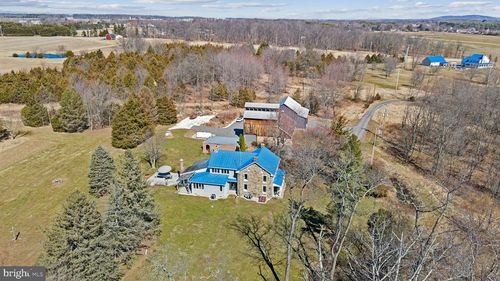 464 Locust Ln, LITTLESTOWN, PA, 17340-9049 | Card Image