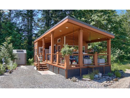 wfb40-65000 E Highway 26, Welches, OR, 97067-9604 | Card Image