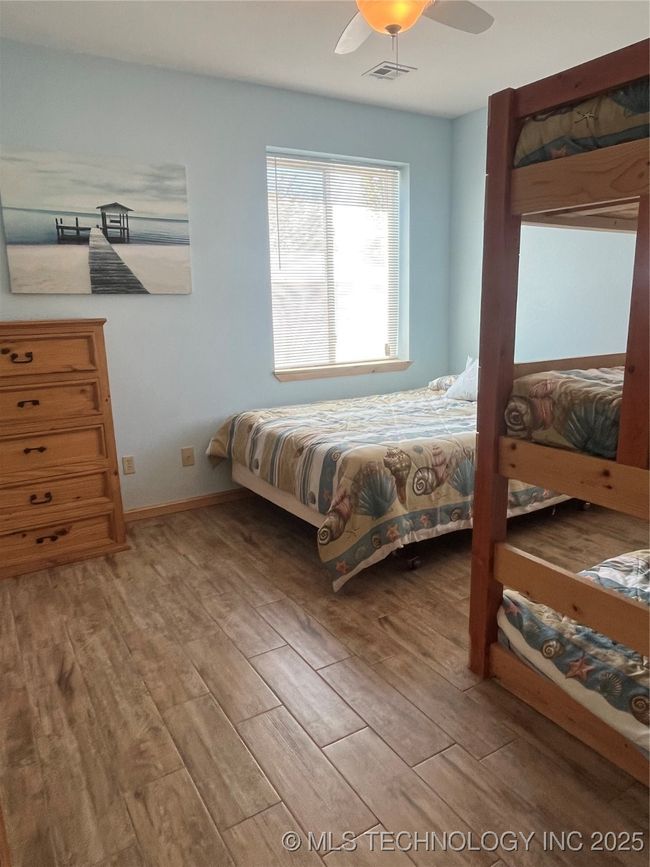 Bedroom 3 twin bunk beds and full bed | Image 20