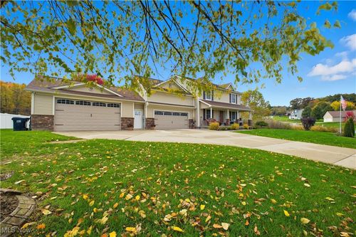 515 Hillside Dr, East Palestine, OH, 44413-9754 | Card Image