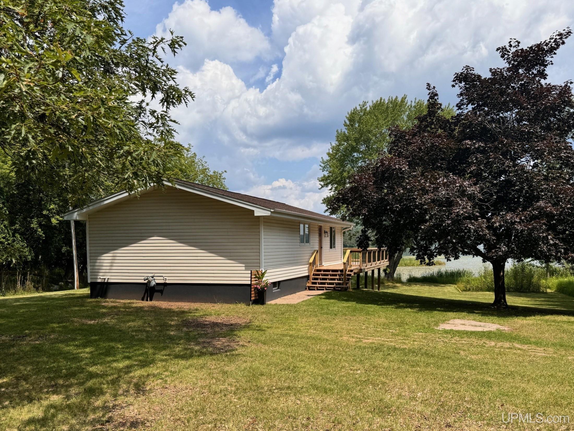 Devereaux St, Iron Mountain, MI 49801