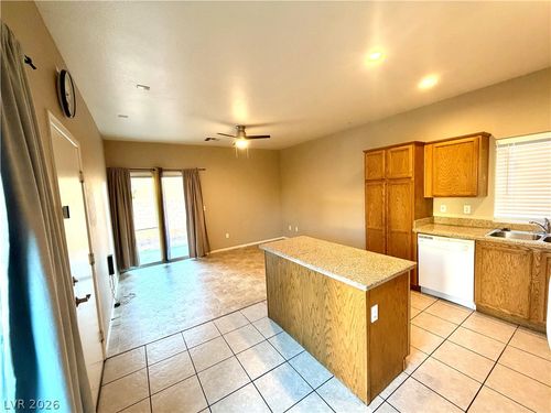 6109 Blue Luna St, North Las Vegas, NV, 89081-6608 | Card Image