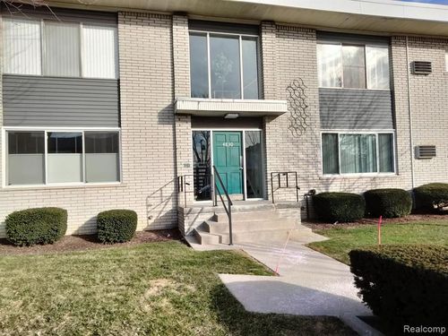 d2-4830 Briarwood Ave, Royal Oak, MI, 48073-1353 | Card Image