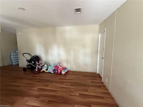 11057 Torchfire Trl, BONITA SPRINGS, FL, 34135-5318 | Card Image