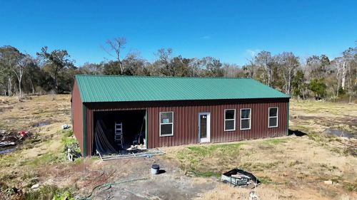 7072 County Road 3, Sweeny, TX, 77480-4102 | Card Image