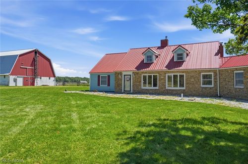 6738 State Route 7, Andover, OH, 44003-9551 | Card Image