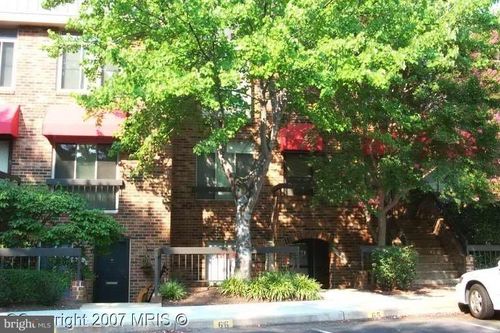 apt-a-710 15th St S, ARLINGTON, VA, 22202-5567 | Card Image