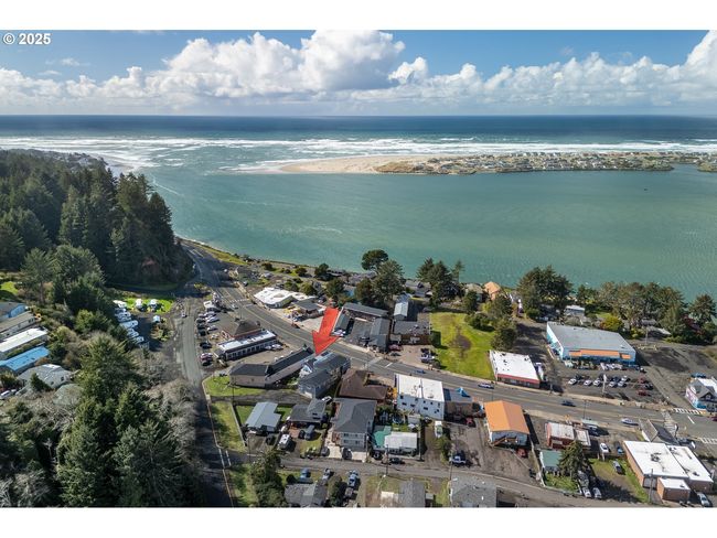205 Sw Highway 101, Home with 0 bedrooms, 0 bathrooms and null parking in Waldport OR | Image 30