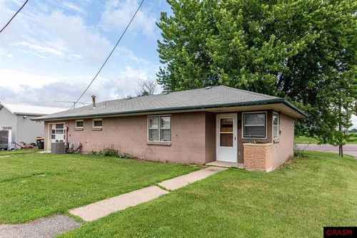 100 4th St, Cleveland, MN, 56017-2028 | Card Image