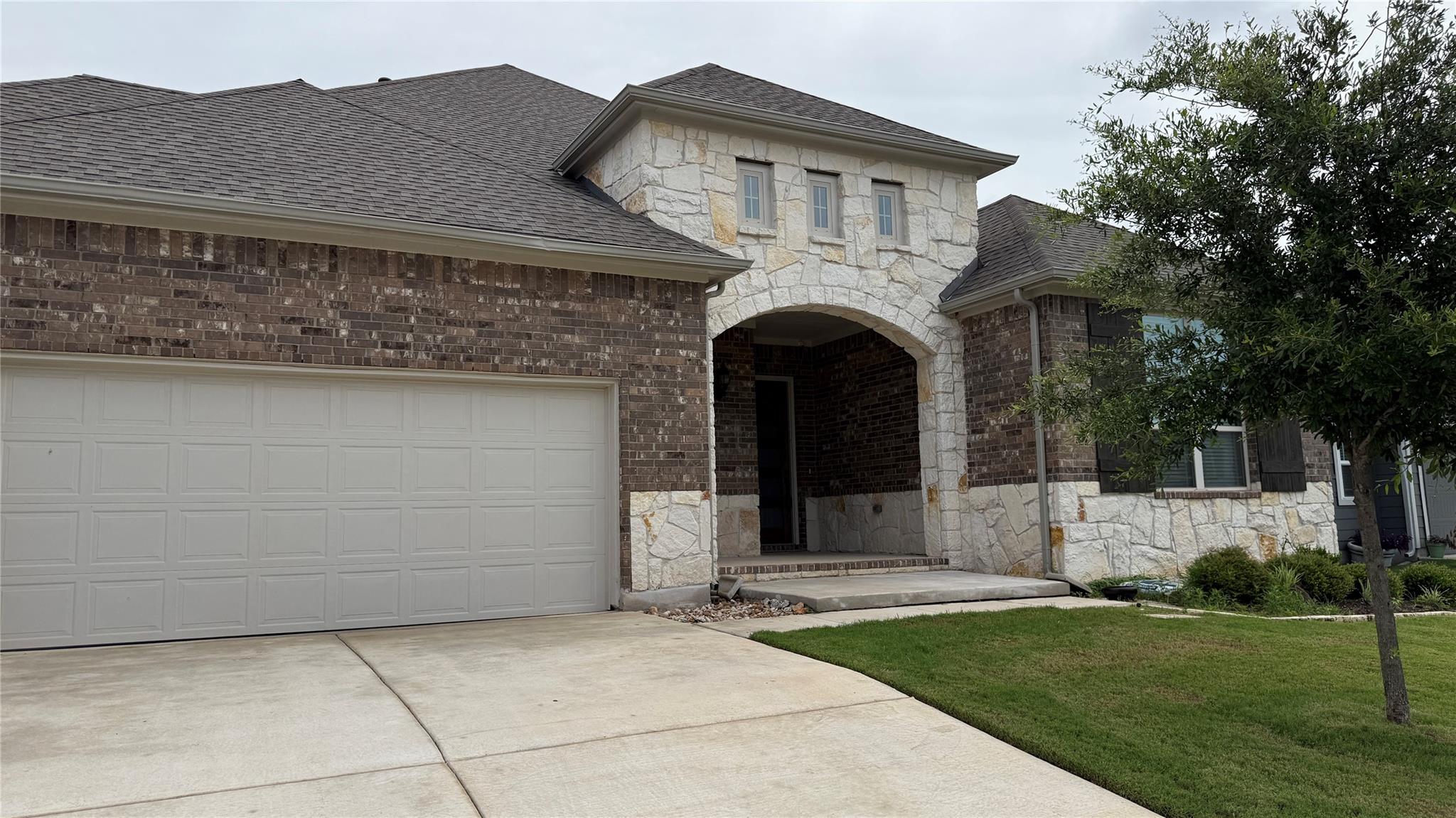 Residential Lease in Kyle 2