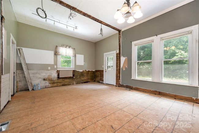 1637 N College Ave, House other with 4 bedrooms, 2 bathrooms and null parking in Newton NC | Image 14
