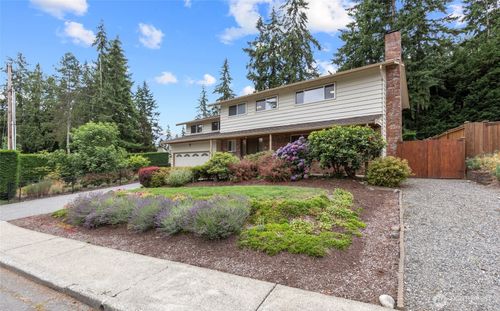 1007 174th Ave Ne, Bellevue, WA, 98008-3818 | Card Image