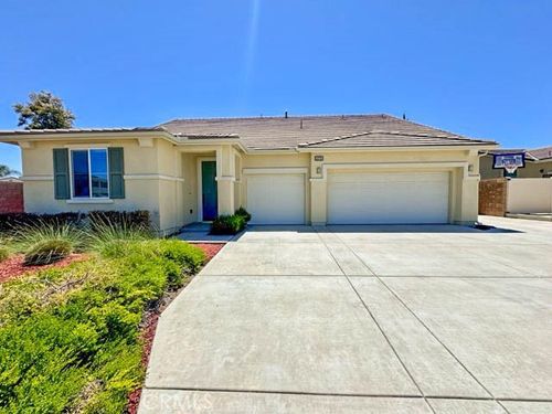 34726 Yellow Root St, Winchester, CA, 92596-8790 | Card Image
