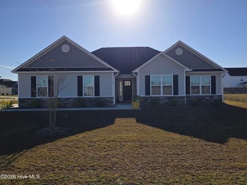 562 Appalachian Trl N, Jacksonville, NC, 28546-0194 | Card Image