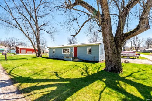 4 Ems D2 Ln, Syracuse, IN, 46567-9333 | Card Image