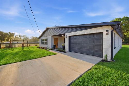 2711 Washington Rd, VALRICO, FL, 33594-3306 | Card Image