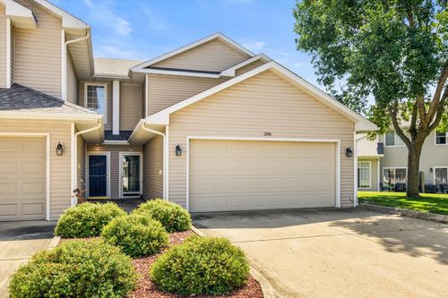 306-900 67th St, West Des Moines, IA, 50266-2437 | Card Image