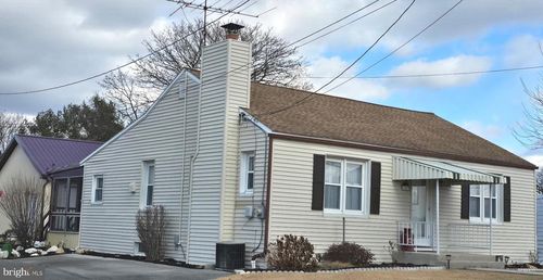 1447 Crottlestown Rd, CHAMBERSBURG, PA, 17202-9478 | Card Image