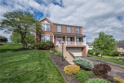 8039 Woodcreek Dr, South Fayette, PA, 15017 | Card Image