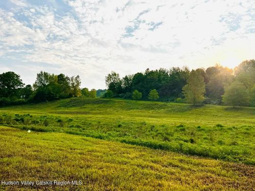 4 Westerly Ridge Dr, Amenia, NY, 12501-5843 | Card Image