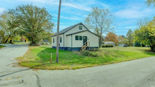 201 S 1st St, Holland, IN, 47541-9643 | Card Image