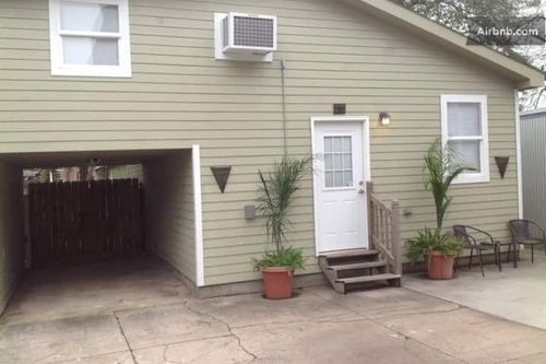 b-4144 Cleveland Ave, New Orleans, LA, 70119-5902 | Card Image