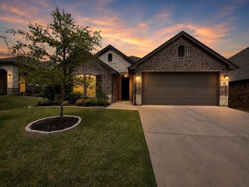 836 Long Iron Dr, Fort Worth, TX, 76108-2421 | Card Image