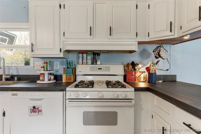 3221 E 420 Rd, House other with 4 bedrooms, 2 bathrooms and null parking in Oologah OK | Image 21