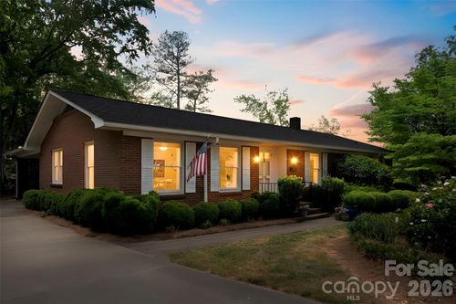 208 S Dixie St, Cherryville, NC, 28021-3116 | Card Image