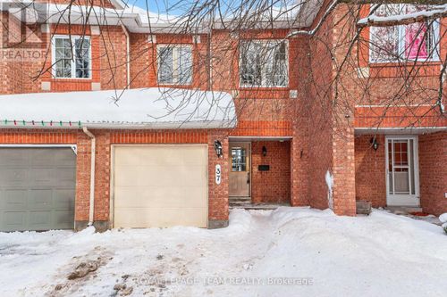 37 Flowertree Cres, Kanata, ON, K2M2R8 | Card Image