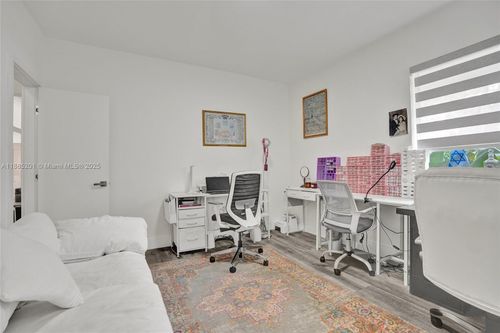 3784 Sheridan Ave, Miami Beach, FL, 33140-3950 | Card Image