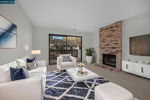 apt-82-2055 Sierra Rd, Concord, CA, 94518-2998 | Card Image