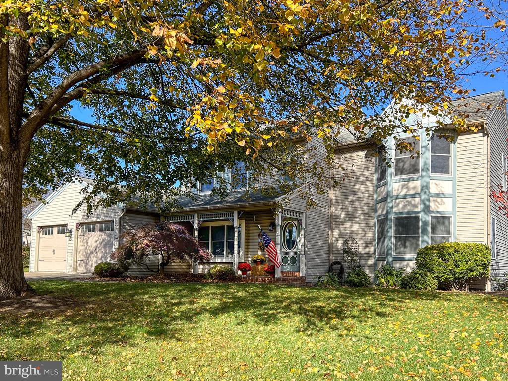 Charing Cross , Mechanicsburg, PA 17050