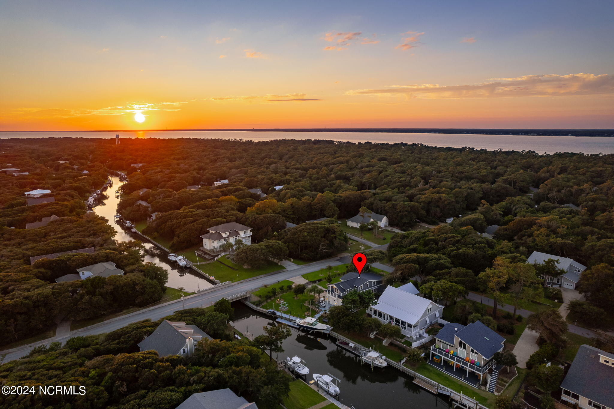 Mimosa Blvd, Atlantic Beach, NC 28512