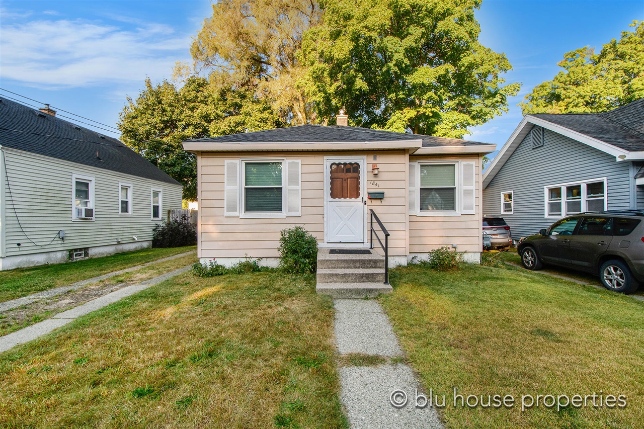 Berkey Ave, Grand Rapids, MI 49507