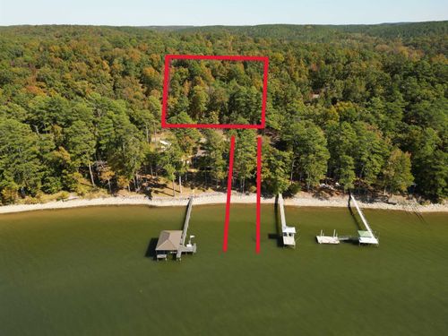 3350 Bruton Branch Rd, Savannah, TN, 38372-6753 | Card Image