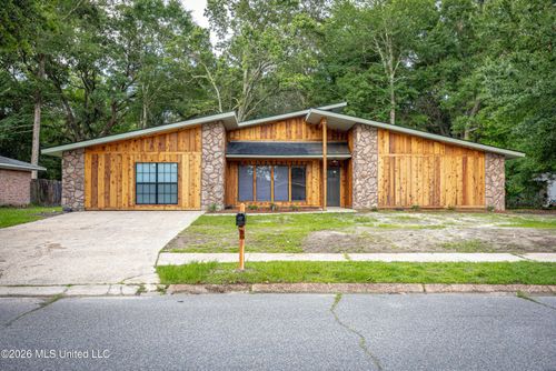 106 Booth Circle, Ocean Springs, MS, 39564 | Card Image
