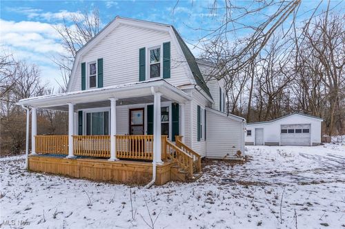 5910 Chestnut Ridge Rd, Hubbard, OH, 44425-2809 | Card Image