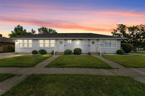 3725-3721 Cascade St, Erie, PA, 16508-2551 | Card Image