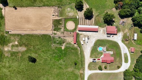 104576 S 4250 Rd, Checotah, OK, 74426-5409 | Card Image