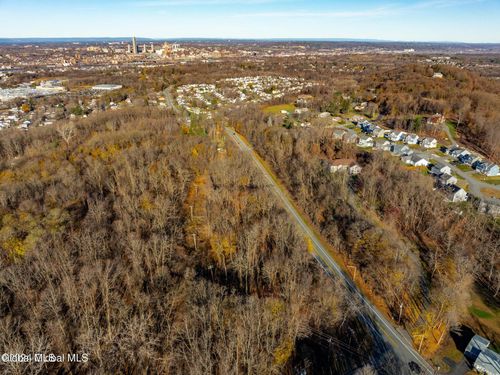 3 Red Mill Rd, East Greenbush, NY, 12061 | Card Image
