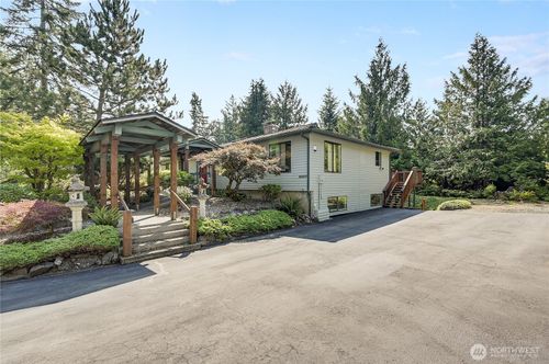 2357 Mountain View Drive Se, Port Orchard, WA, 98366 | Card Image